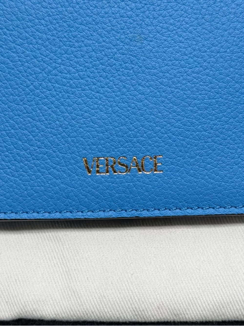 Versace La Medusa Leather Phone Crossbody Bag Blue Chain Strap Card Holder Italy - Picture 12 of 16